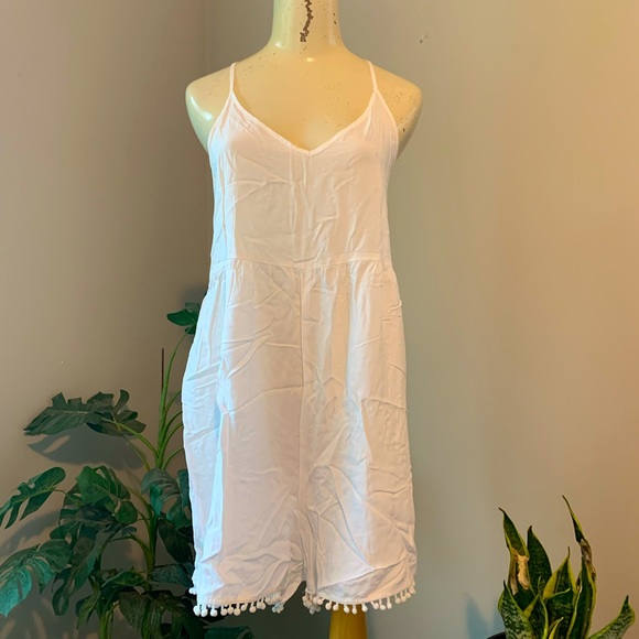 Boho White Romper with tassels - Picture 1 of 7